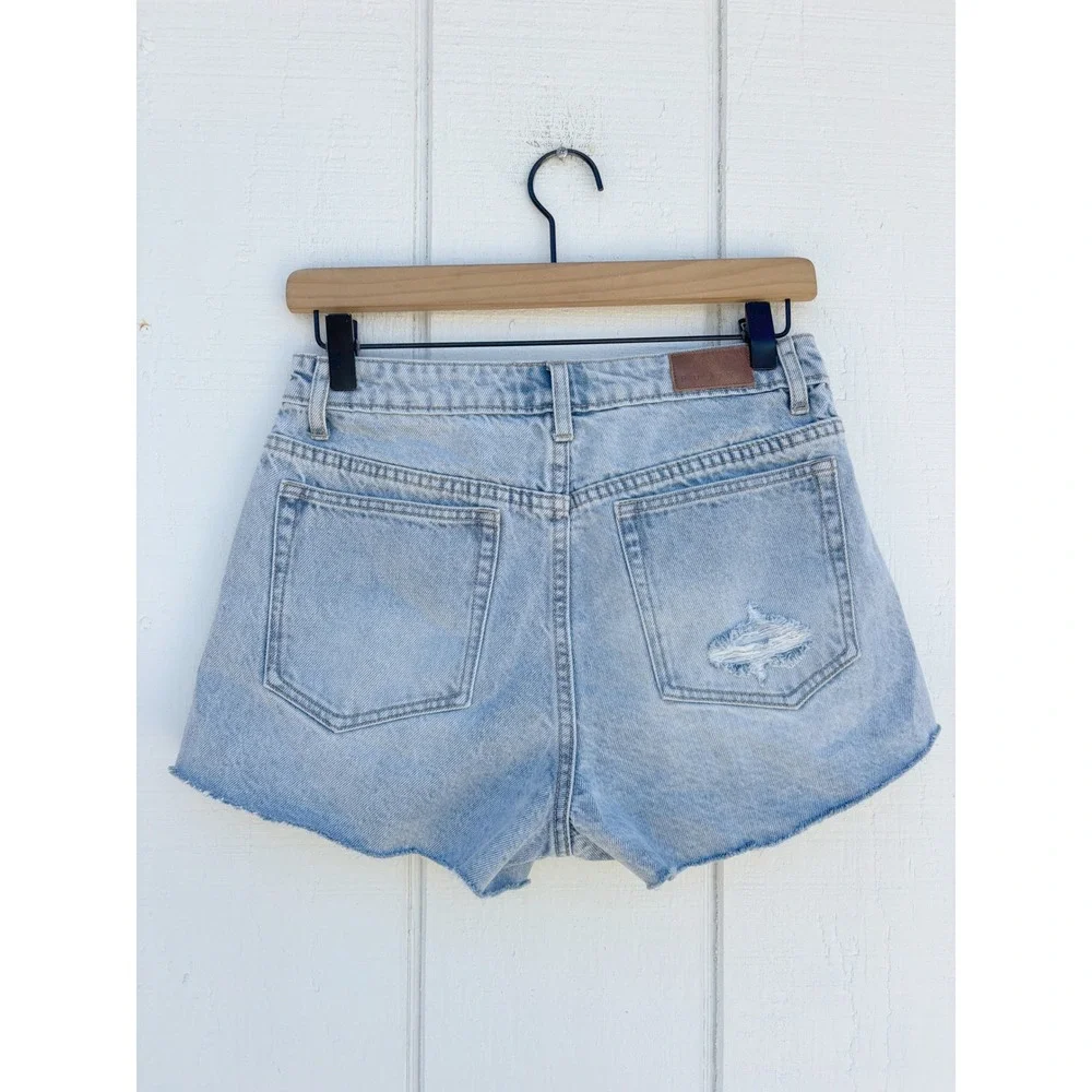 Rusty Denim Mom Shorts Light Wash Distressed Ripped High Waist, Sz S‎